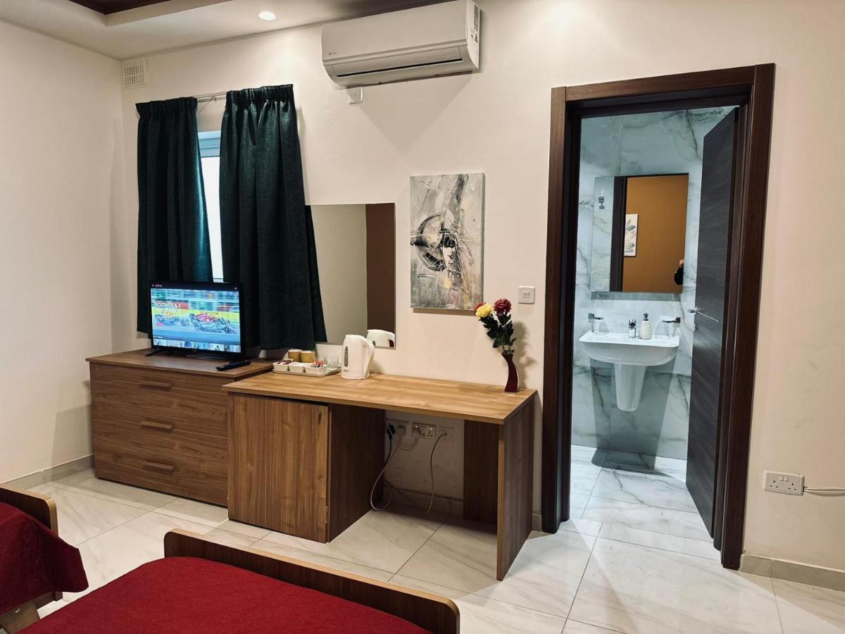 Seaside Accomodation Marsaskala Exterior photo
